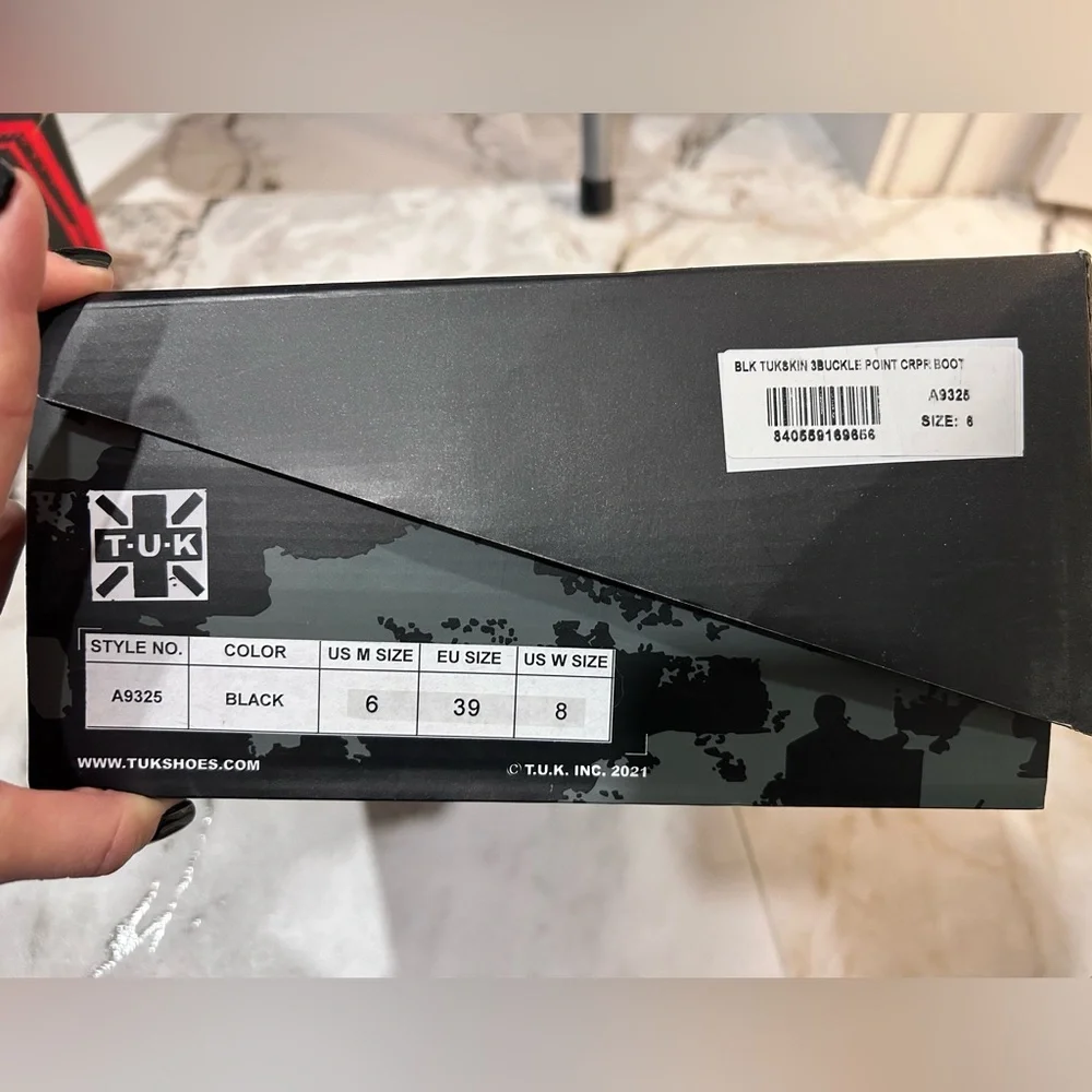 TUK 3 Buckle Pointed Creeper Boot Men Size 6 / Women Size 8 - NIB - Picture 7 of 8